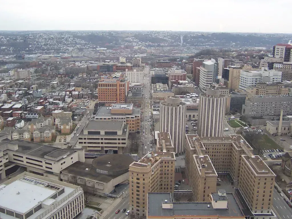 Where the Revival Has Limits: Cities Still Struggling (Image Credits: Flickr)