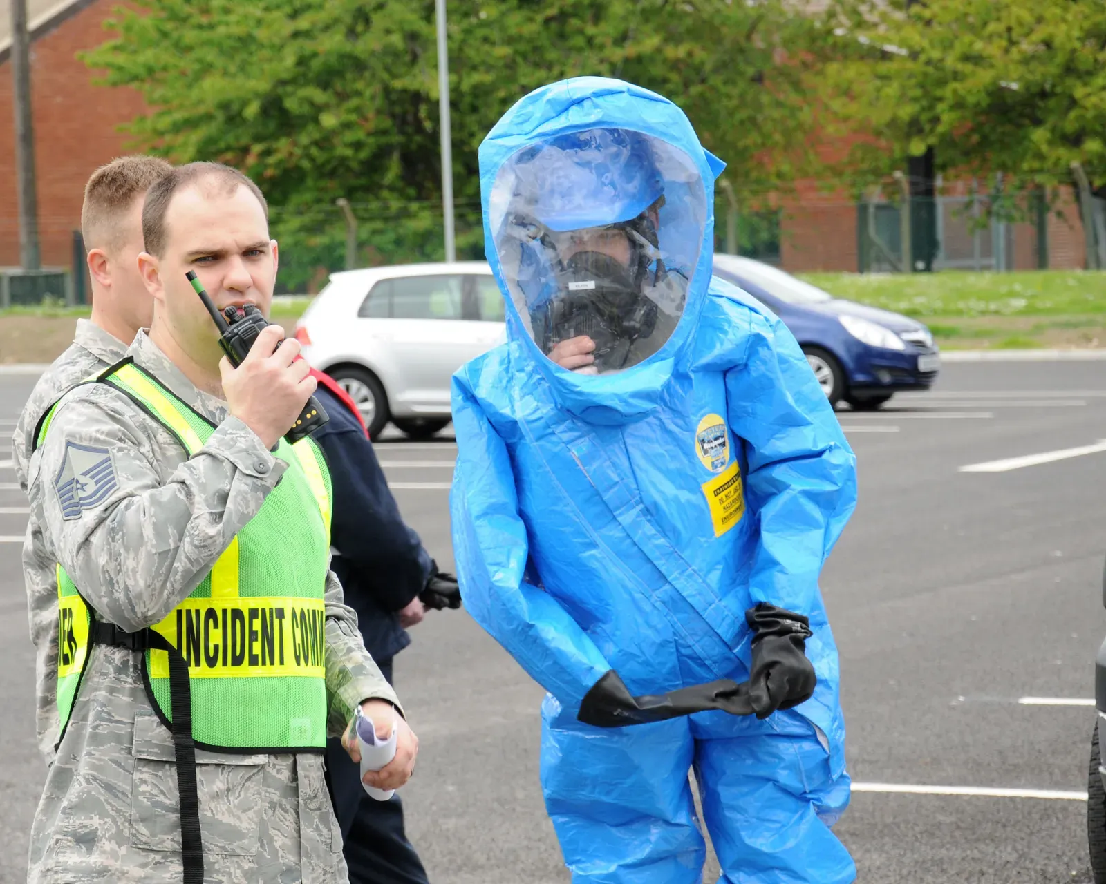 7. Definitive Presence of Hazardous Materials Like Mold, Asbestos, Lead, or Radon (Image Credits: Wikimedia)