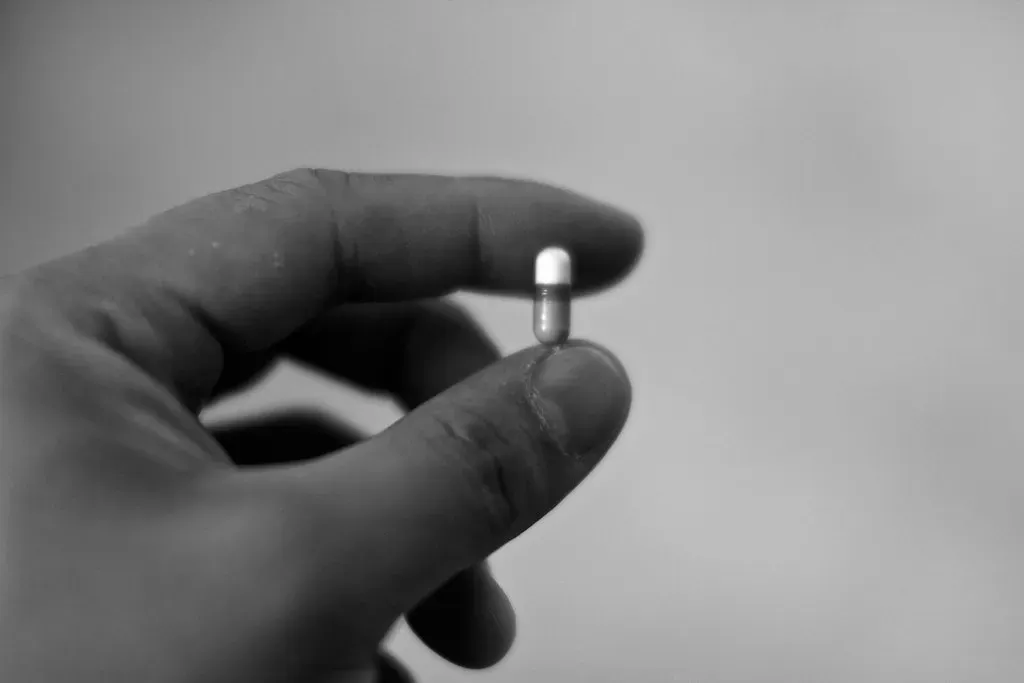 Diphenhydramine: The Allergy Medication Affecting Your Brain (Image Credits: Flickr)