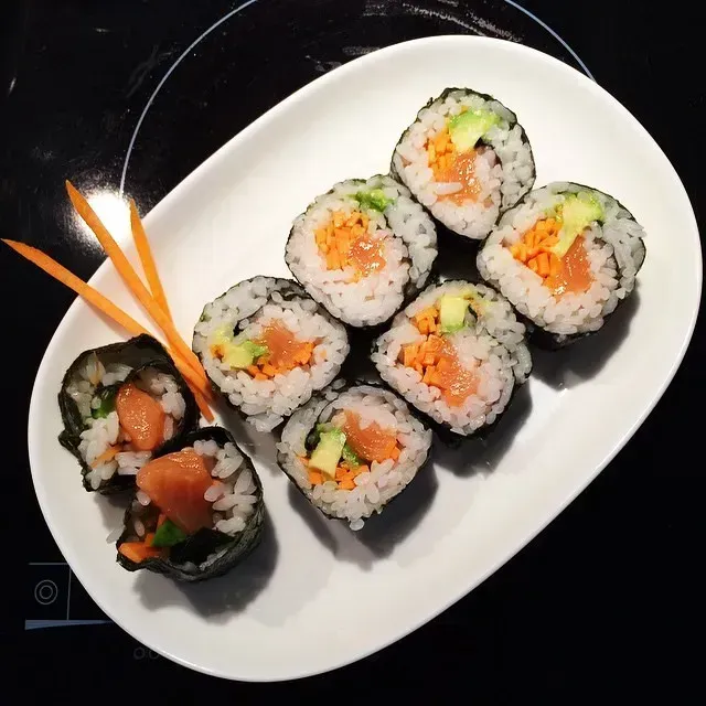 Sushi Rolls (Image Credits: Flickr)