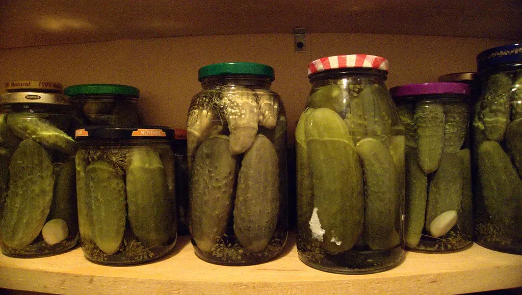Homemade Pickles and Relish in Glass Jars (Image Credits: Flickr)