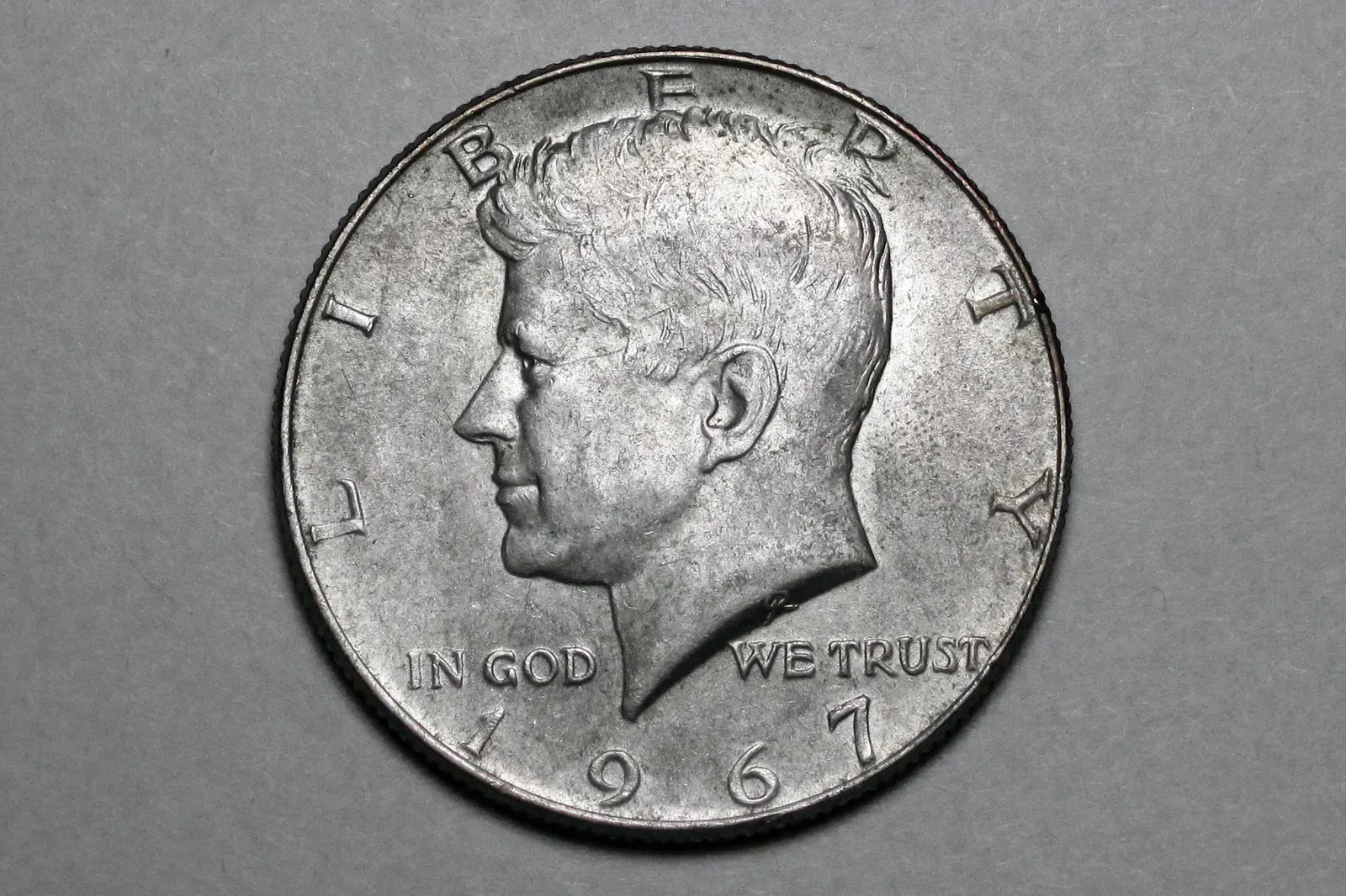 1967 SMS Ultra Cameo: The Final Year Masterpiece (Image Credits: Wikimedia)