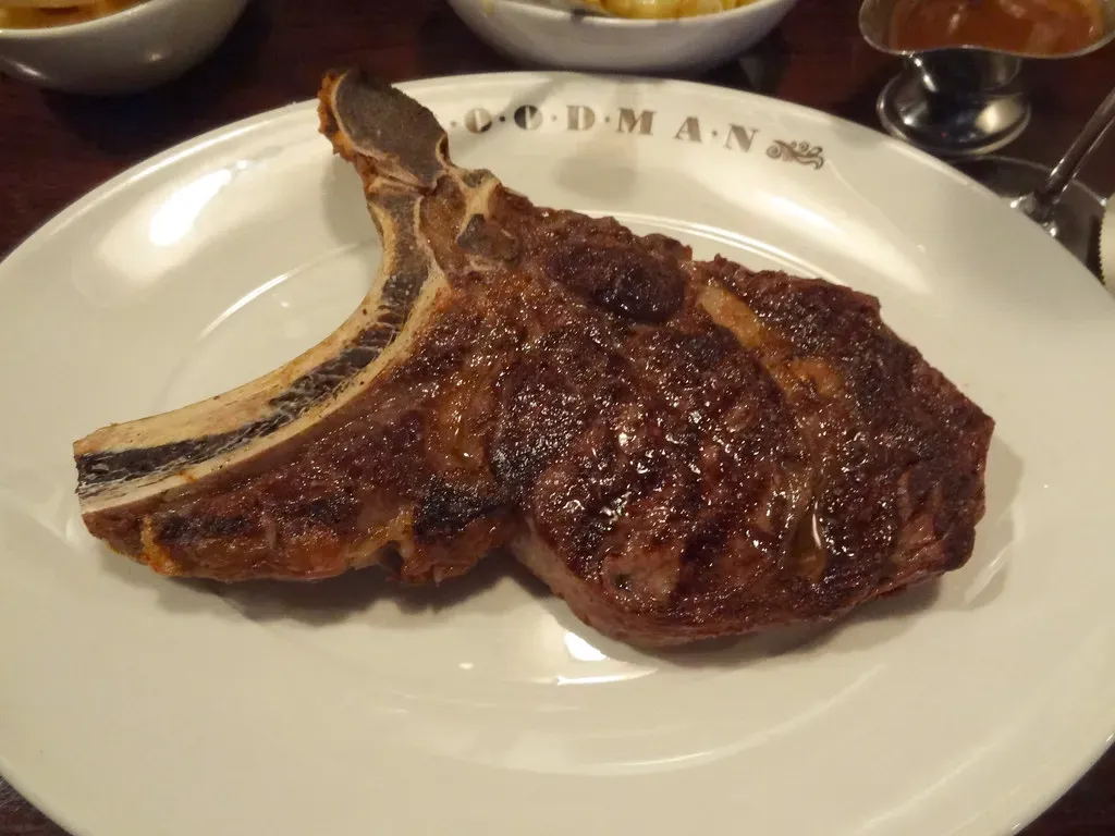 Go-To #1: The Bone-In Ribeye - The Real Star of the Menu (theCSSdiv, Flickr, CC BY 2.0)