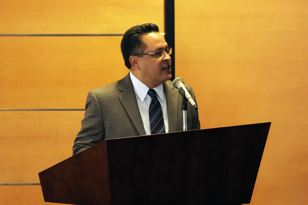 They Speak Clearly, Calmly, and at a Slower Pace (Image Credits: Flickr)