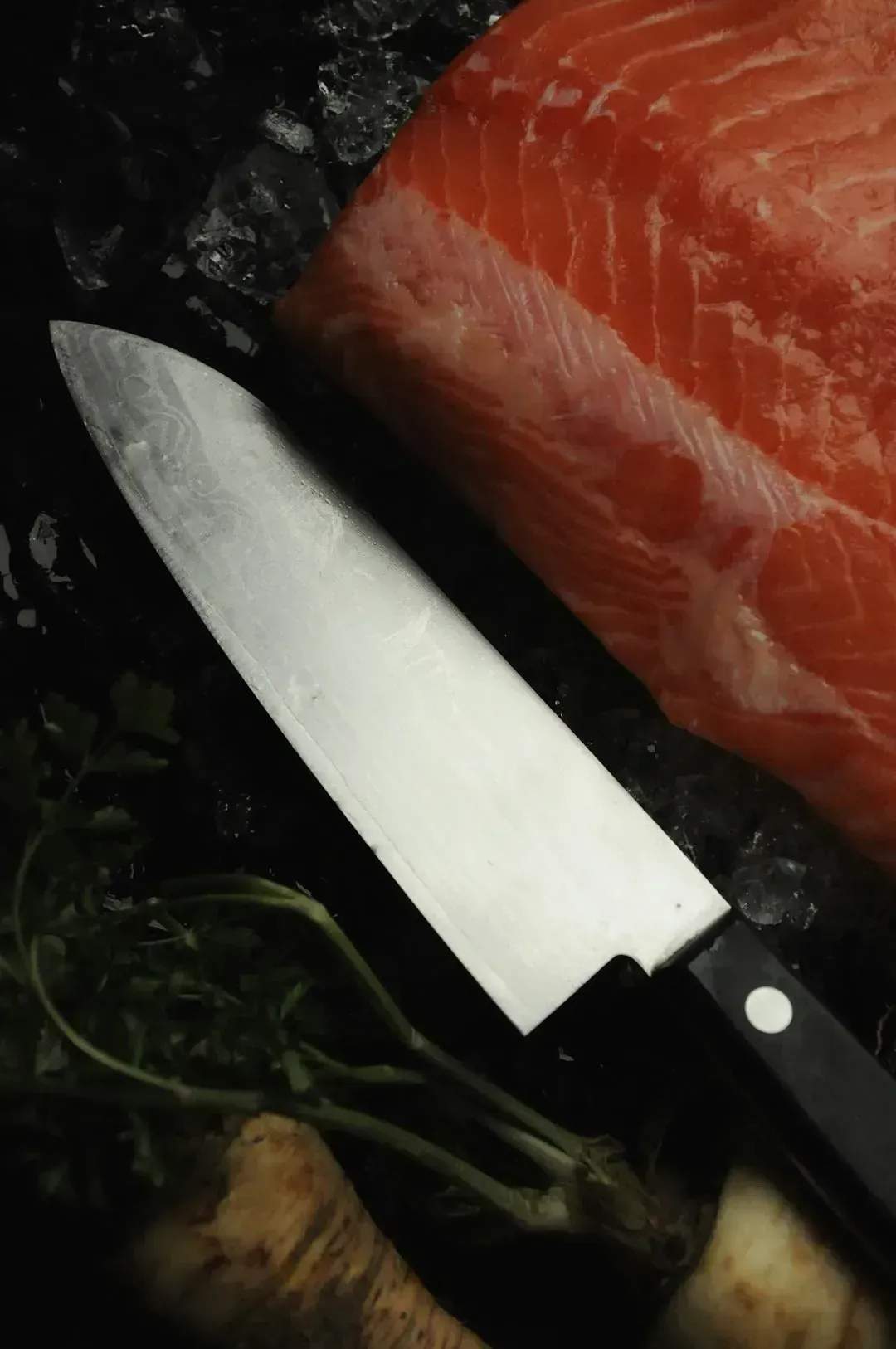 Using Dull Knives and Poor Cutting Techniques (Image Credits: Unsplash)