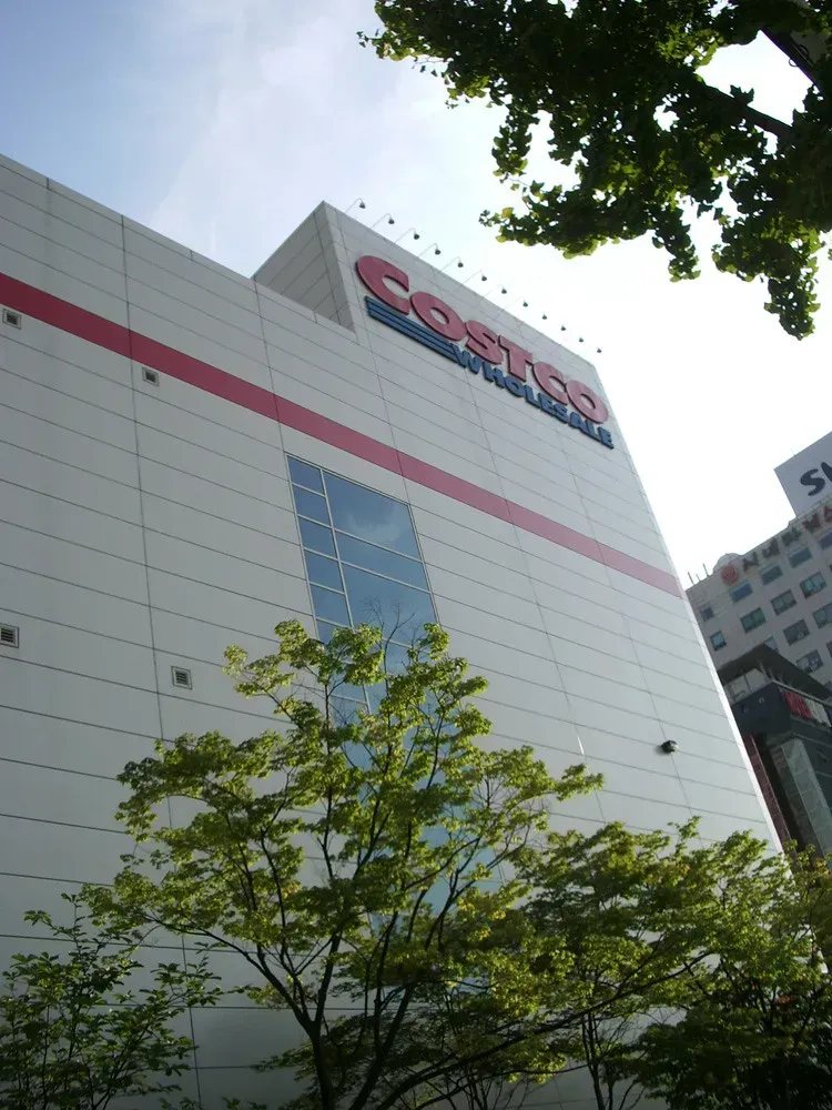 Why Costco Made This Decision Now (Image Credits: Flickr)