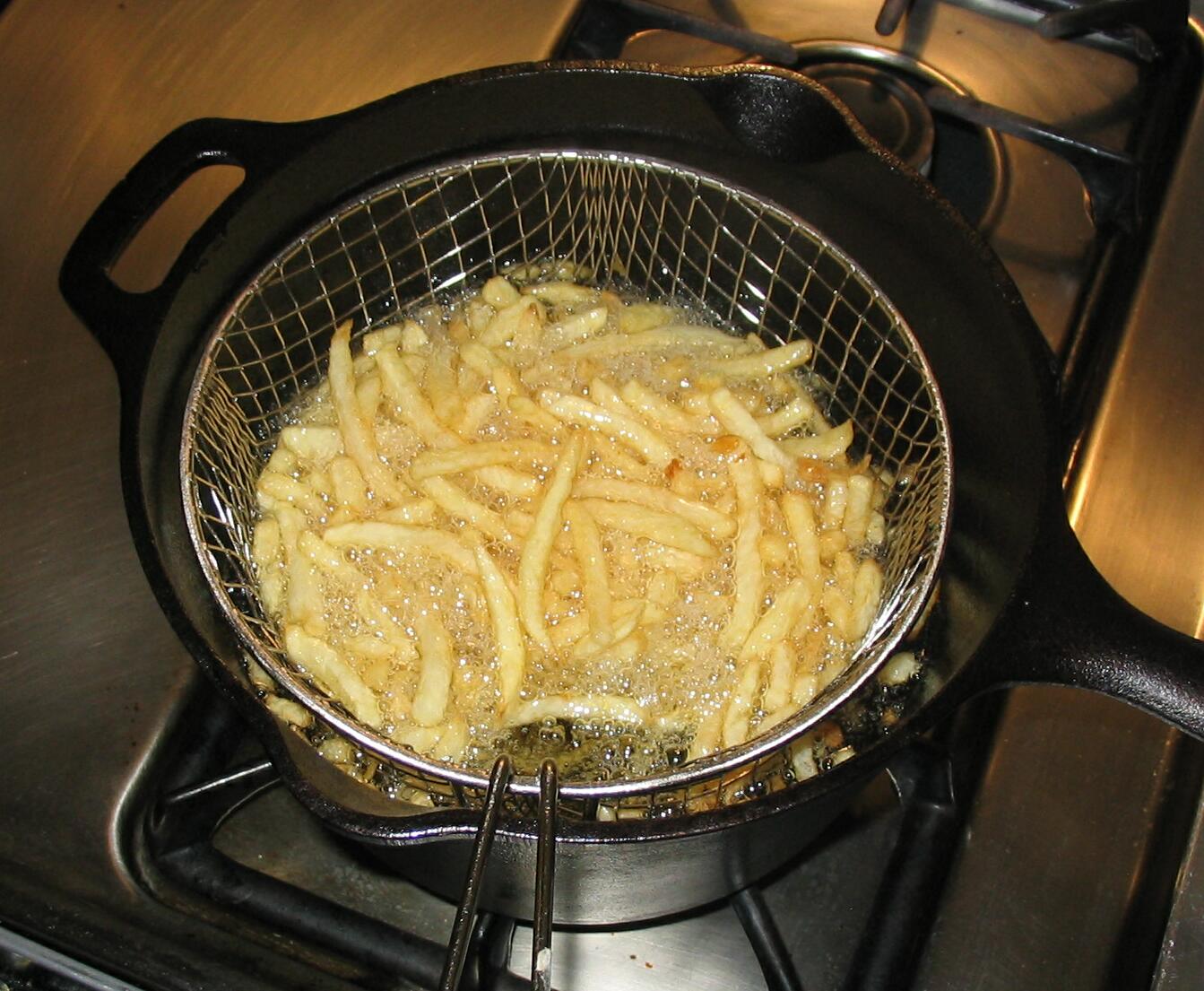 Cross-Contamination in Fryers Is Real (Image Credits: Wikimedia)