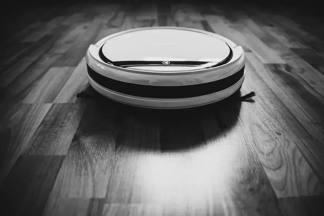 Robot Vacuum: Effortless Floor Cleaning (Image Credits: Unsplash)