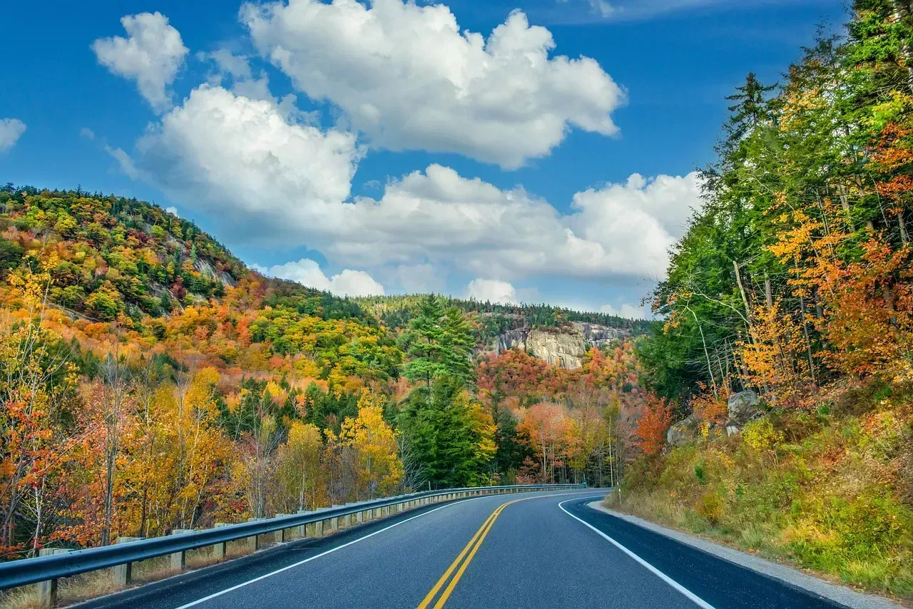 New Hampshire: Tax Benefits Meet Natural Beauty (Image Credits: Pixabay)