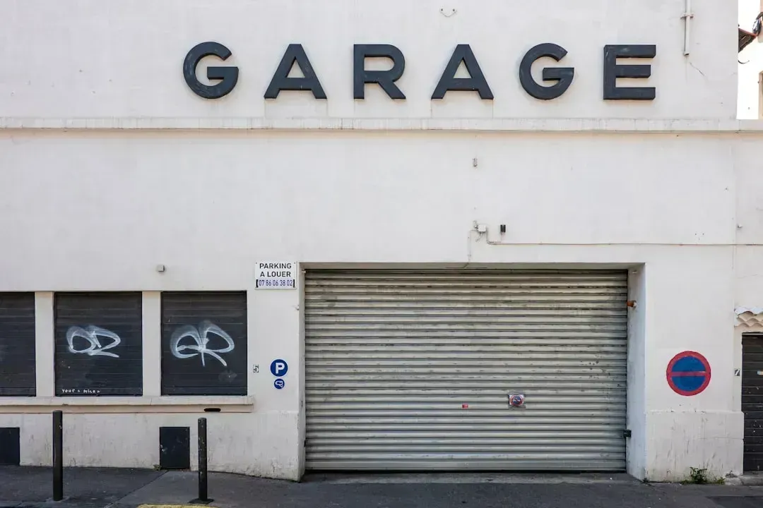 Converting Garages Into Living Space Illegally (Image Credits: Unsplash)