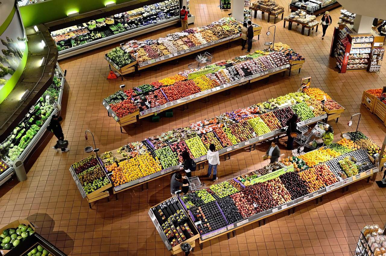 End Cap Displays Are Premium Real Estate For A Reason (Image Credits: Pixabay)