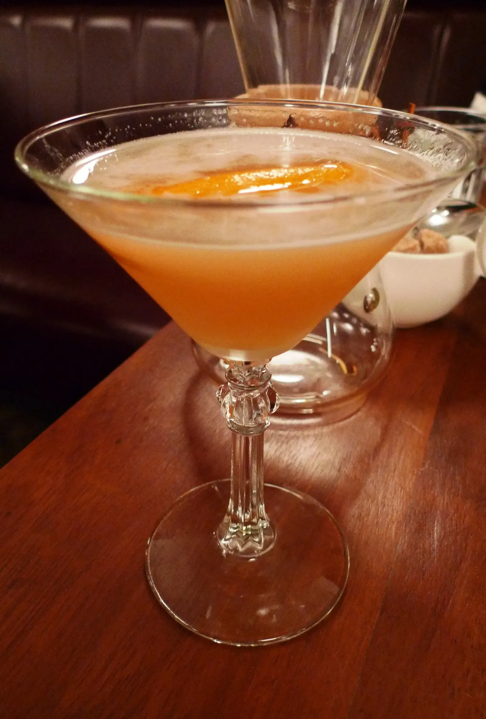 8. The Jasmine - The Gin Cocktail You've Probably Never Seen on a Menu (Hawksmoor, Guildhall, London

Uploaded by tm, CC BY-SA 2.0)