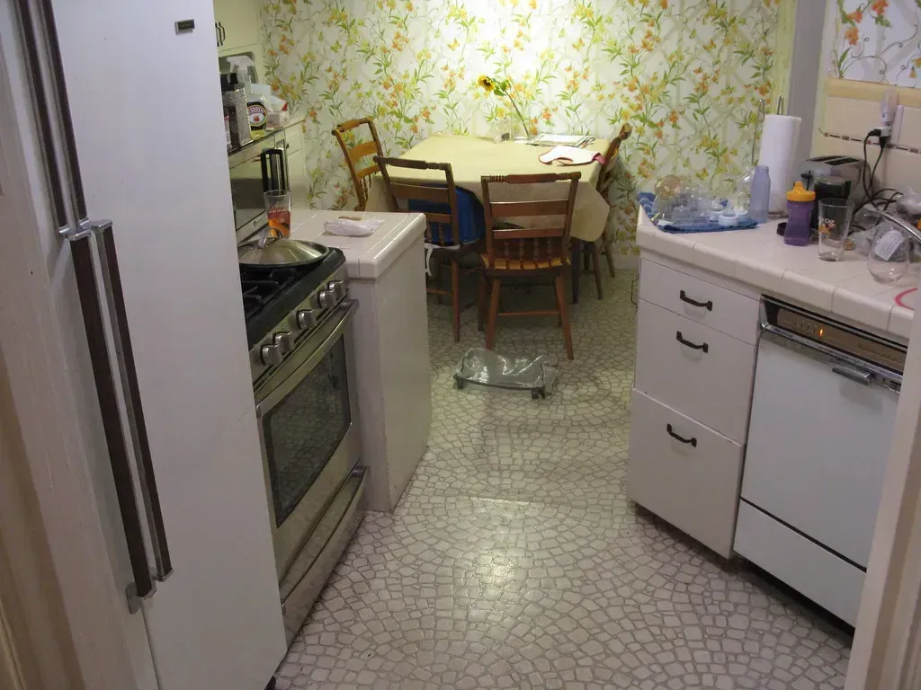 Outdated Appliances (Image Credits: Flickr)