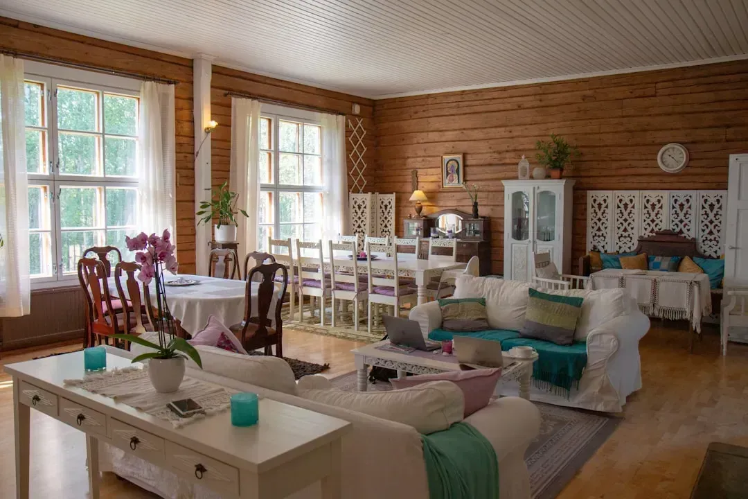 Open Floor Plans Are Losing Their Appeal (Image Credits: Unsplash)