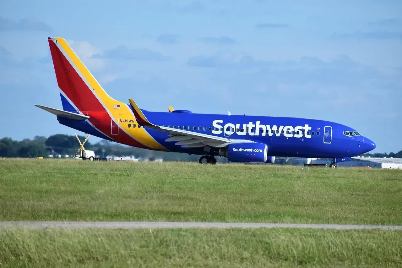 9. Southwest Airlines: The 2022 Ghost That Won't Leave (Image Credits: Pixabay)