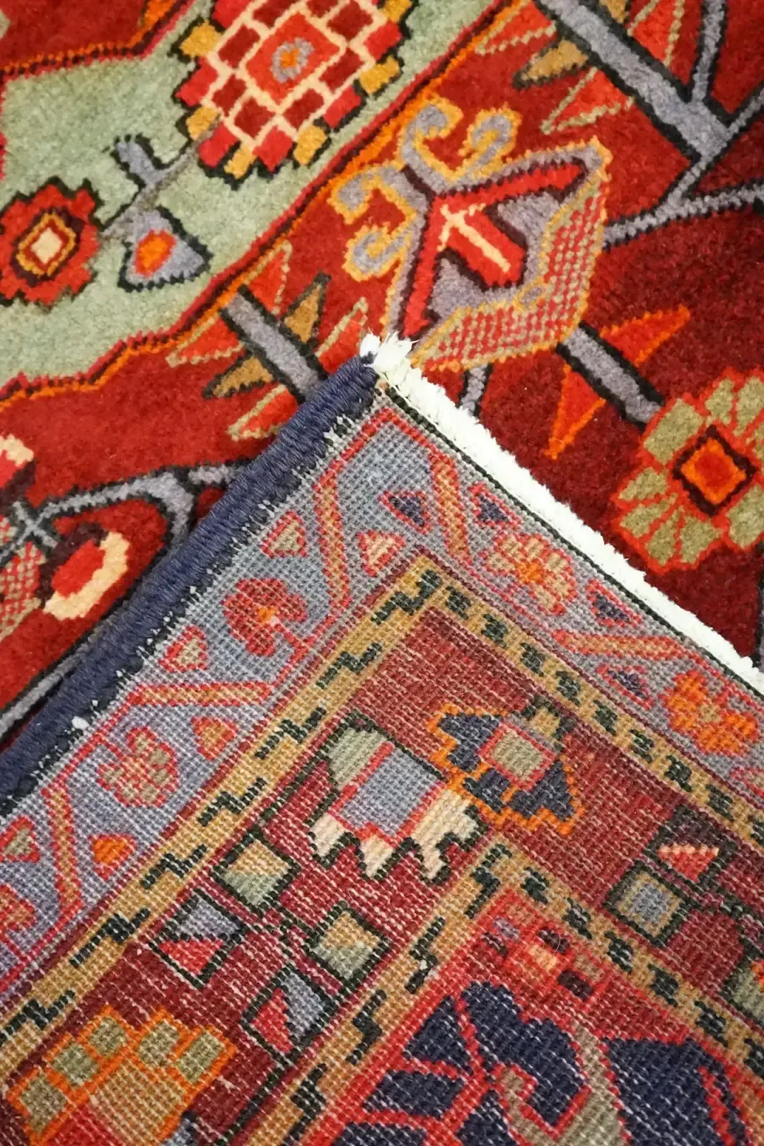 Vintage Textiles and Antique Rugs (Image Credits: Unsplash)