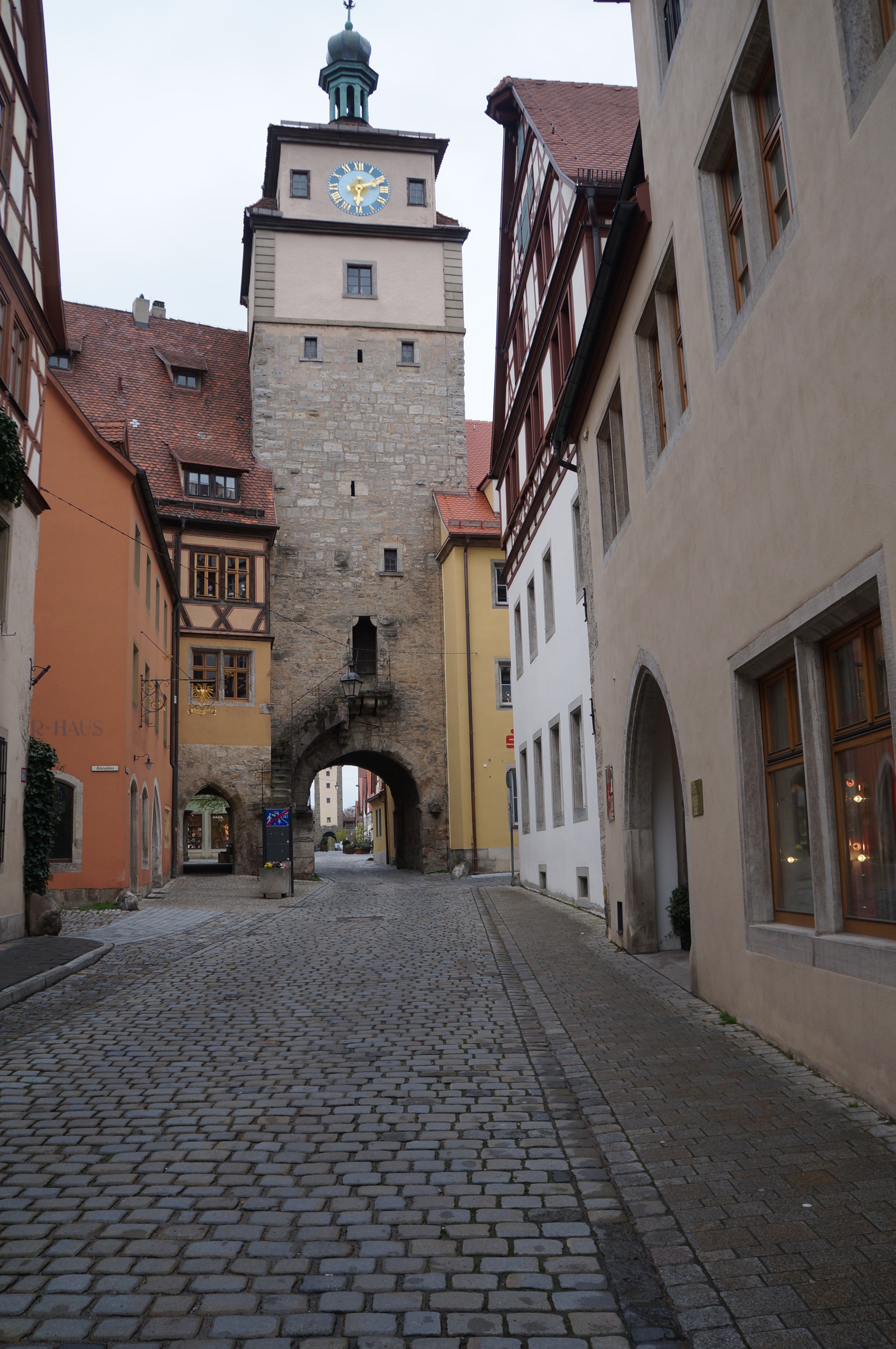 Rothenburg ob der Tauber, Germany - The Fairytale Medieval Town (Image Credits: Wikimedia)