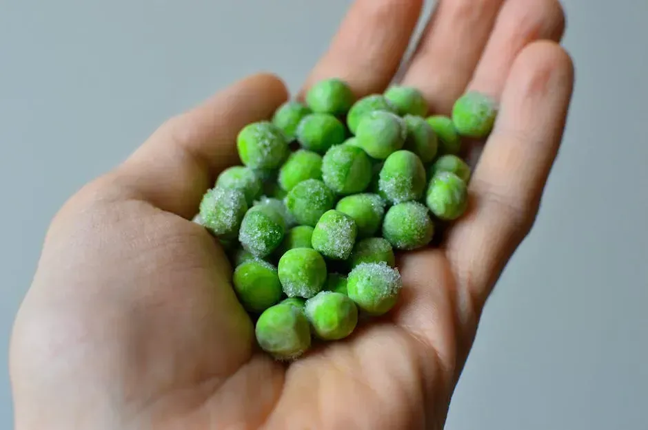 1. Green Peas - The Underrated Powerhouse (Image Credits: Pexels)