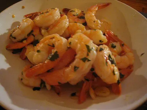 Meal 7: Mediterranean Shrimp Skillet (goodiesfirst, Flickr, CC BY 2.0)