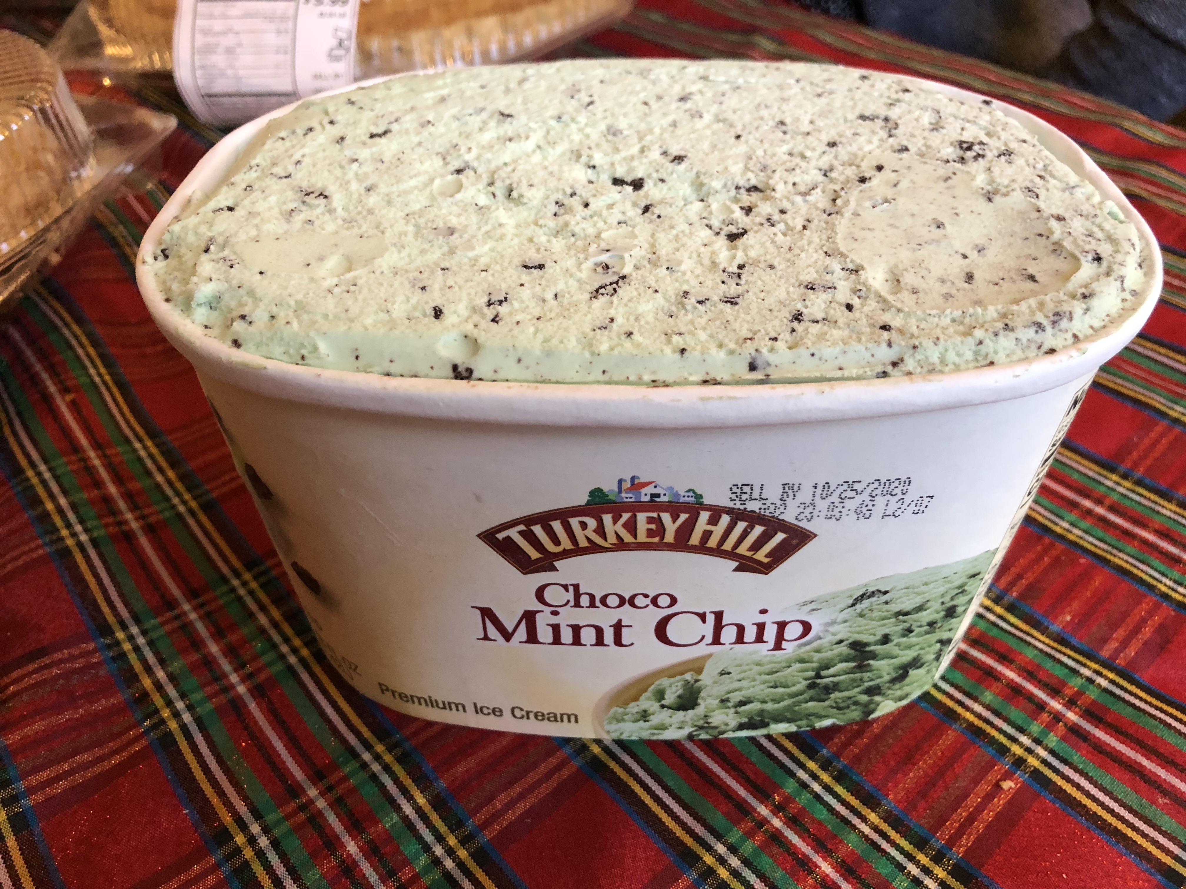 Ice Cream Tubs No Longer Hold Half a Gallon (Image Credits: Wikimedia)