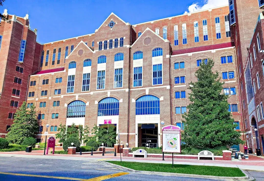 8. Tallahassee - Capital City Life Without the Capital City Price (Image Credits: Unsplash)