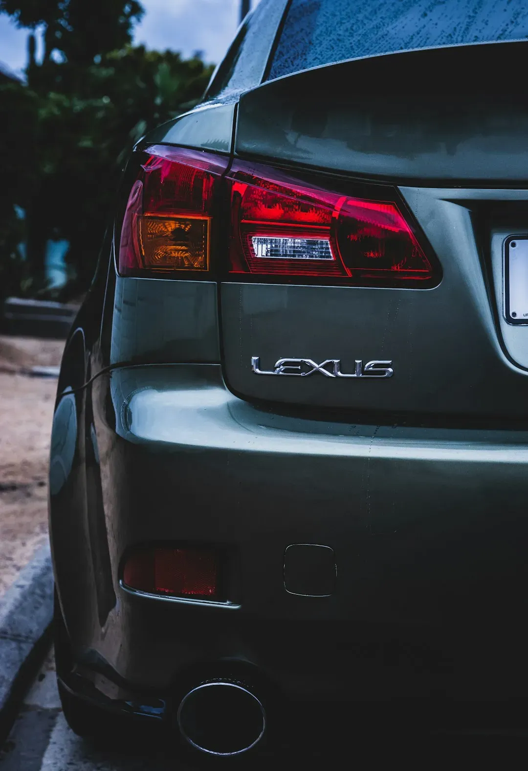Lexus ES (Image Credits: Unsplash)