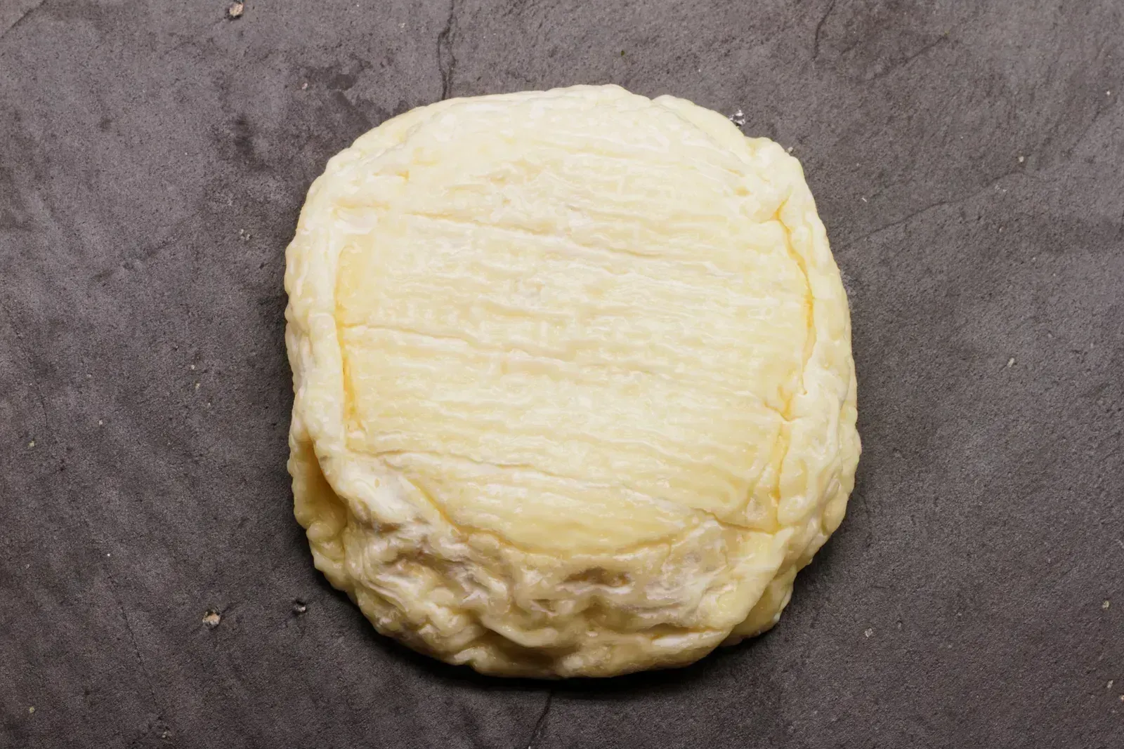 Unpasteurized European Cheeses Under 60 Days (Image Credits: Wikimedia)