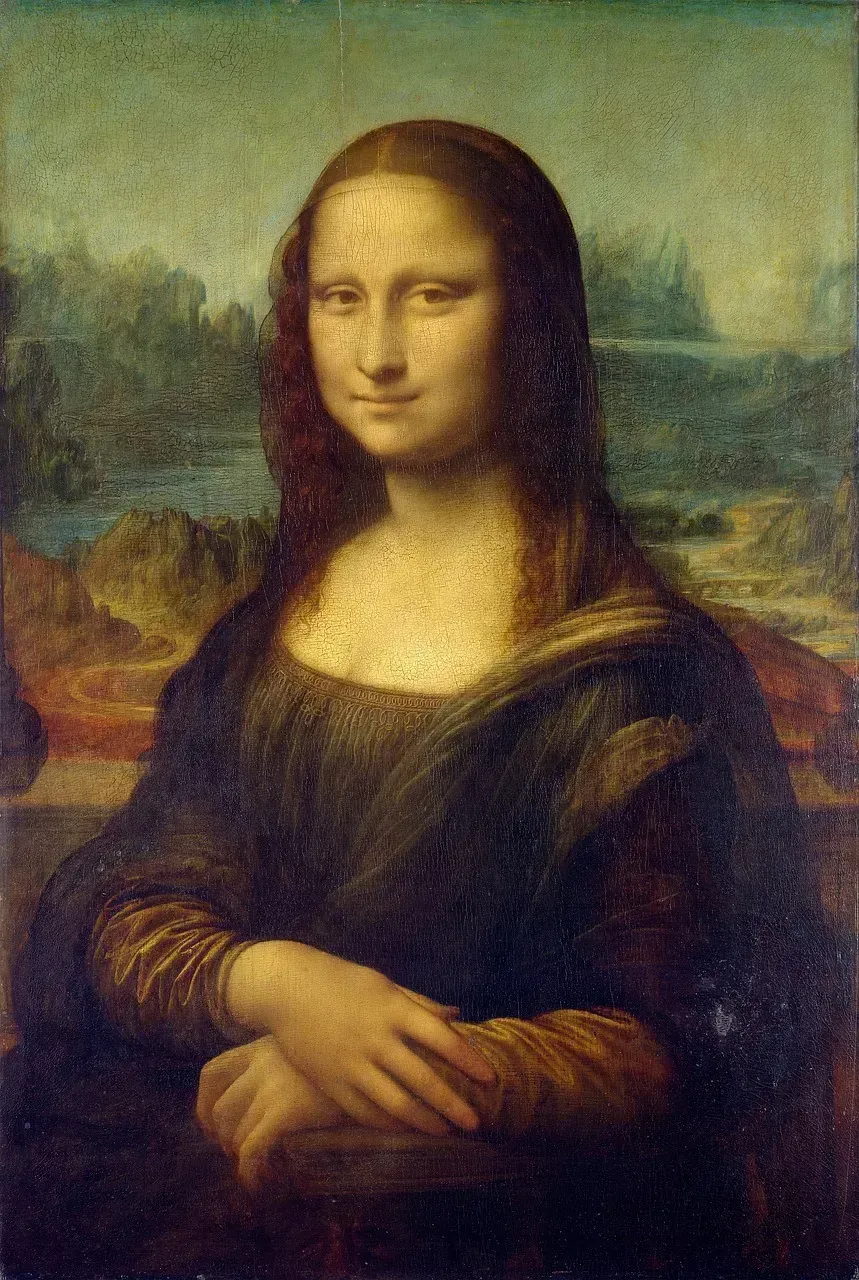 The Mona Lisa's Disappointing Display (Image Credits: Pixabay)