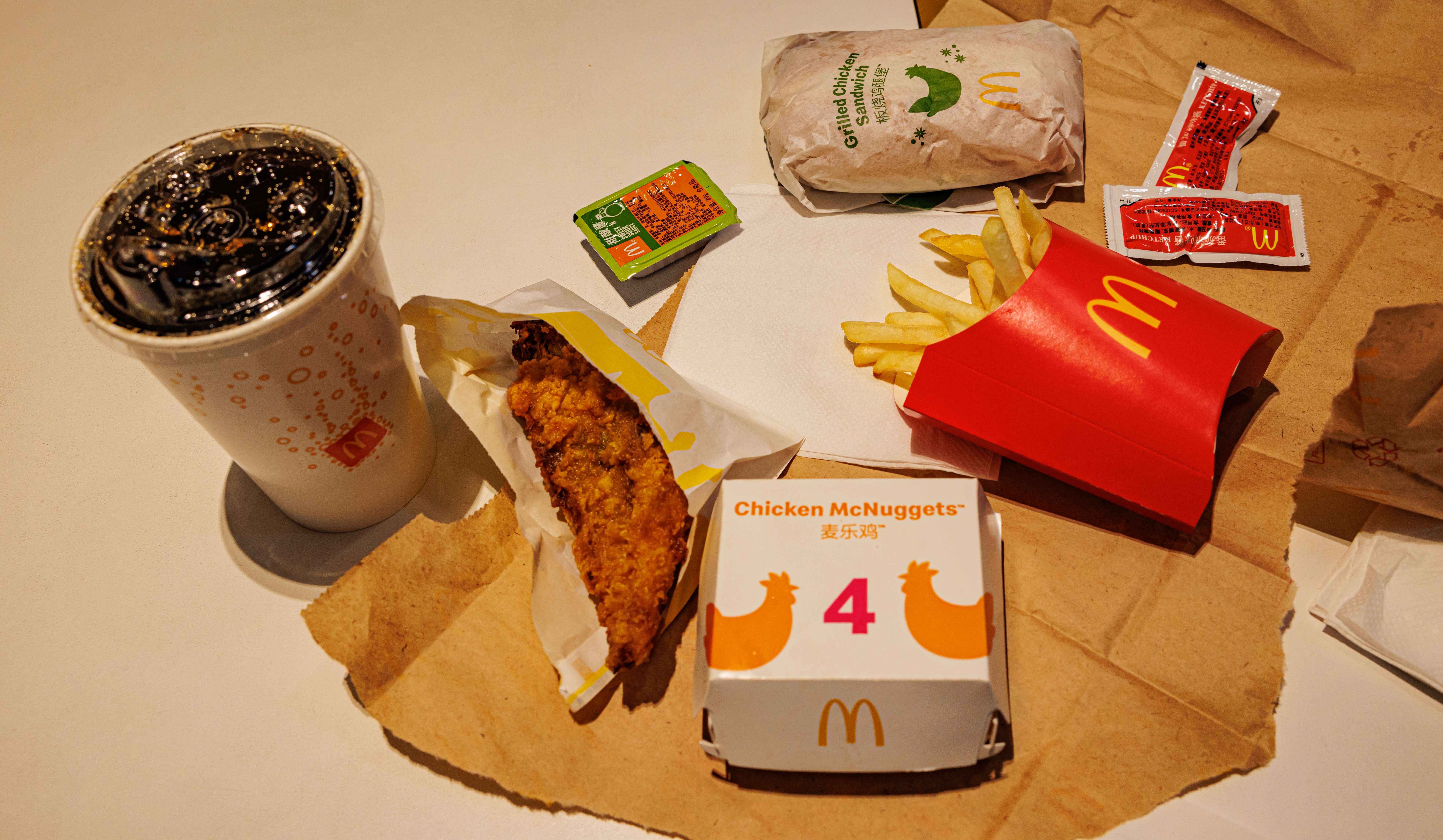 McDonald's 110 Film Camera (1990s) (Image Credits: Wikimedia)