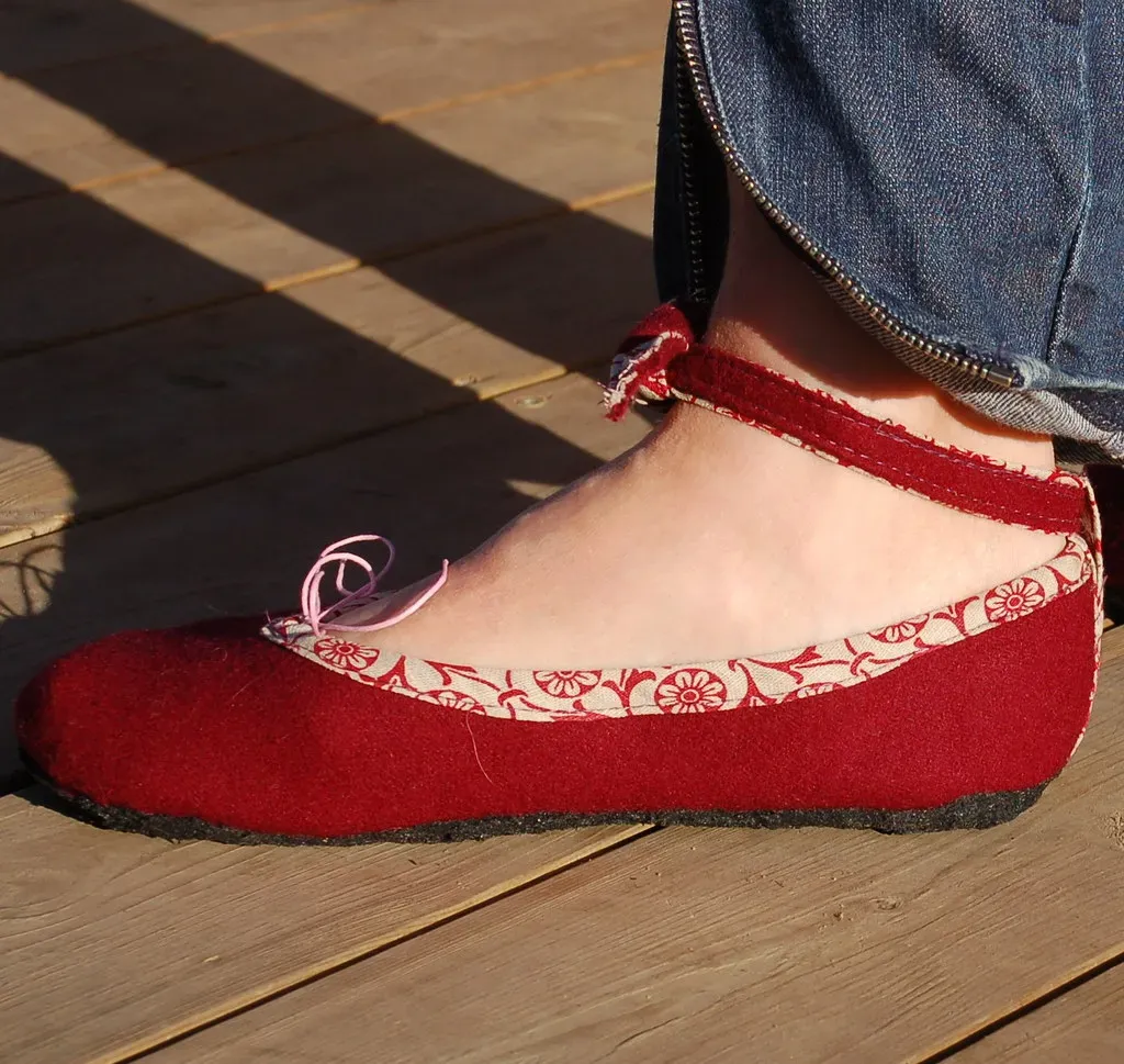 Ballet Flats (Image Credits: Flickr)