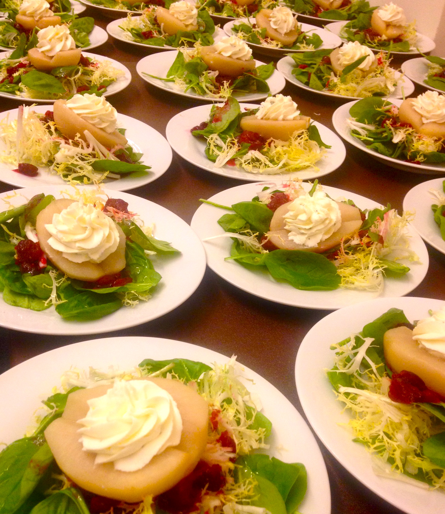 Pear Salad (Image Credits: Wikimedia)