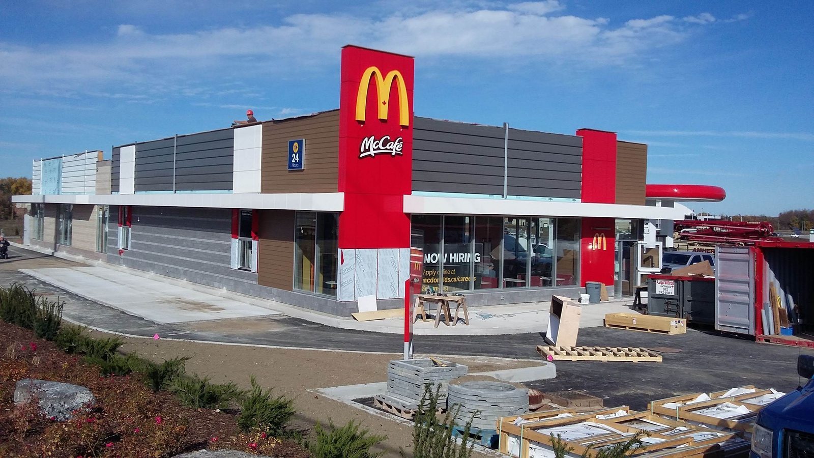 Use the McDonald's App for Maximum Savings (Image Credits: Wikimedia)