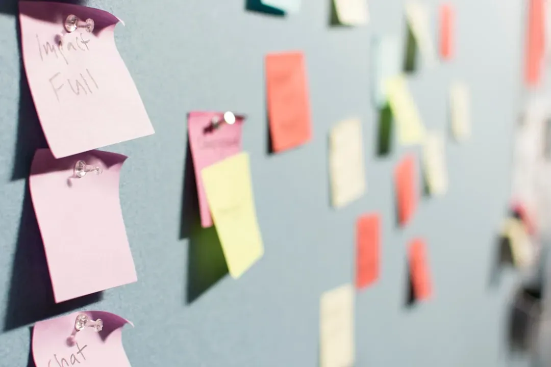 Use visual reminders (Image Credits: Unsplash)