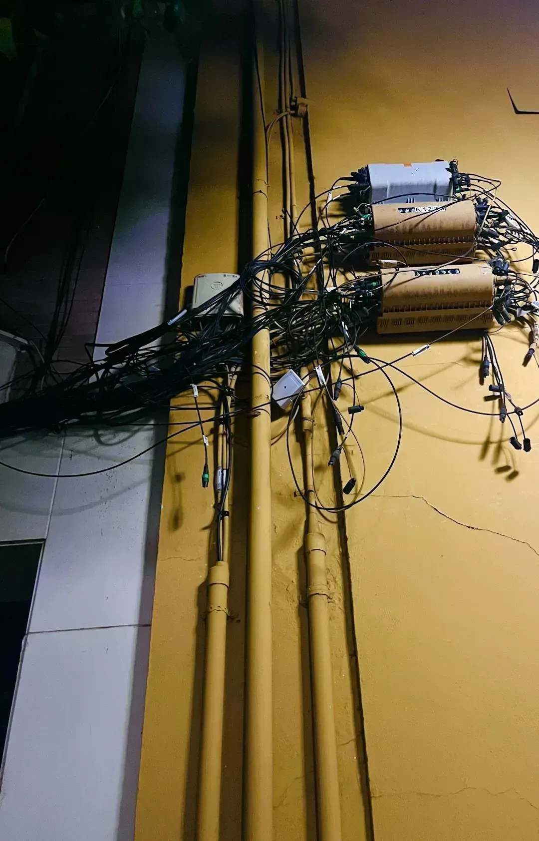 2. Outdoor Romex Cable Installations (Image Credits: Unsplash)