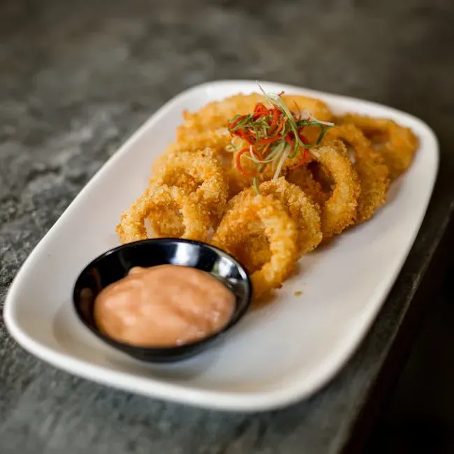 5. "Calamari" on a Non-Seafood Menu (Image Credits: Pexels)