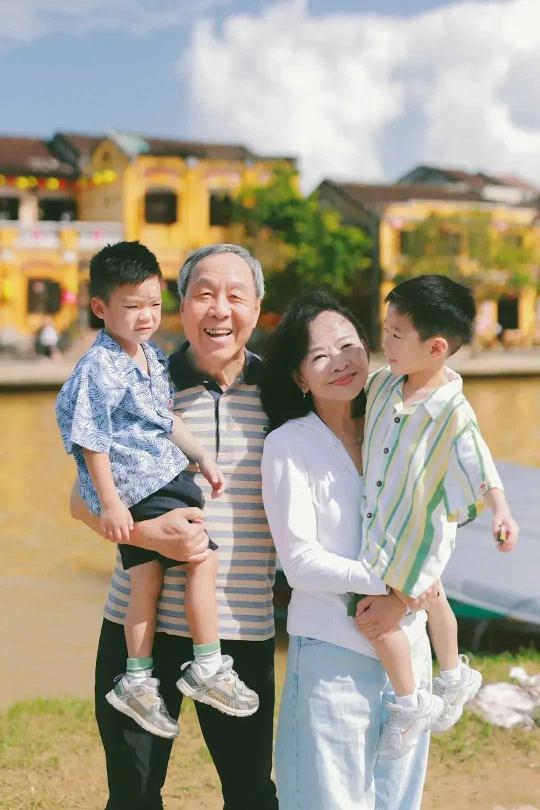 They Build Resilience Through Active Involvement and Attachment (Image Credits: Unsplash)