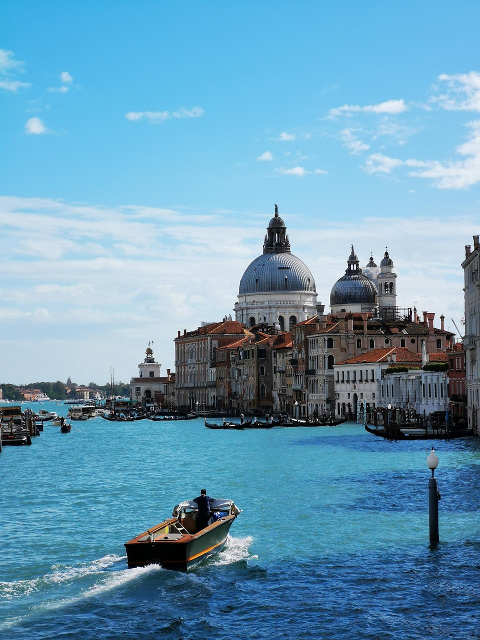 Italy: Venice Leads the Resistance (Image Credits: Pixabay)