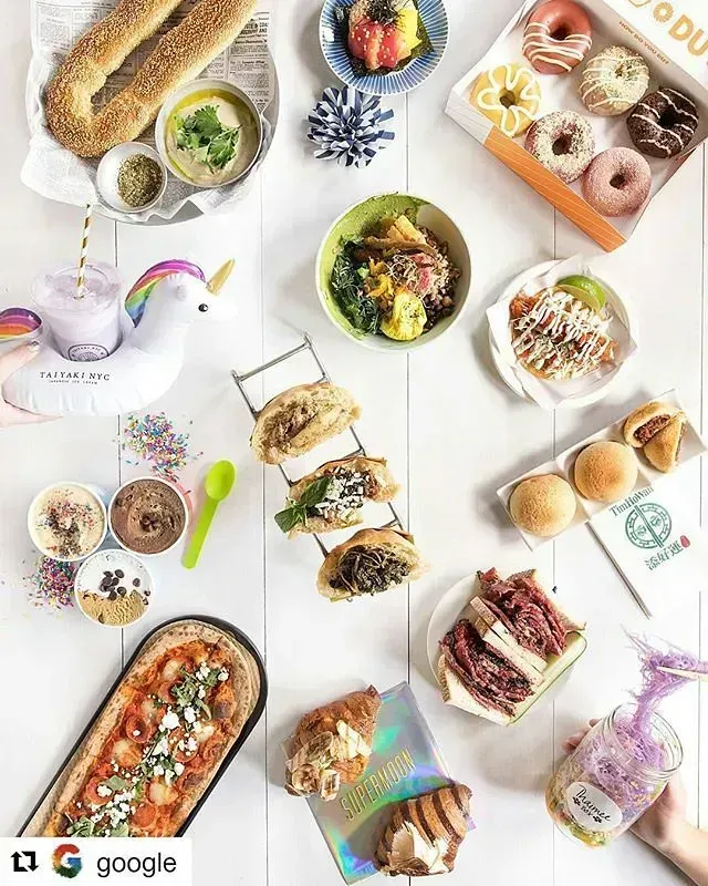 9. Overly Trendy Dishes That Scream Social Media Bait (Image Credits: Flickr)