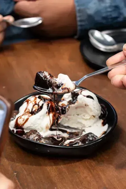 10. "Table Asked to 'Just Split the Dessert'" (Image Credits: Pexels)