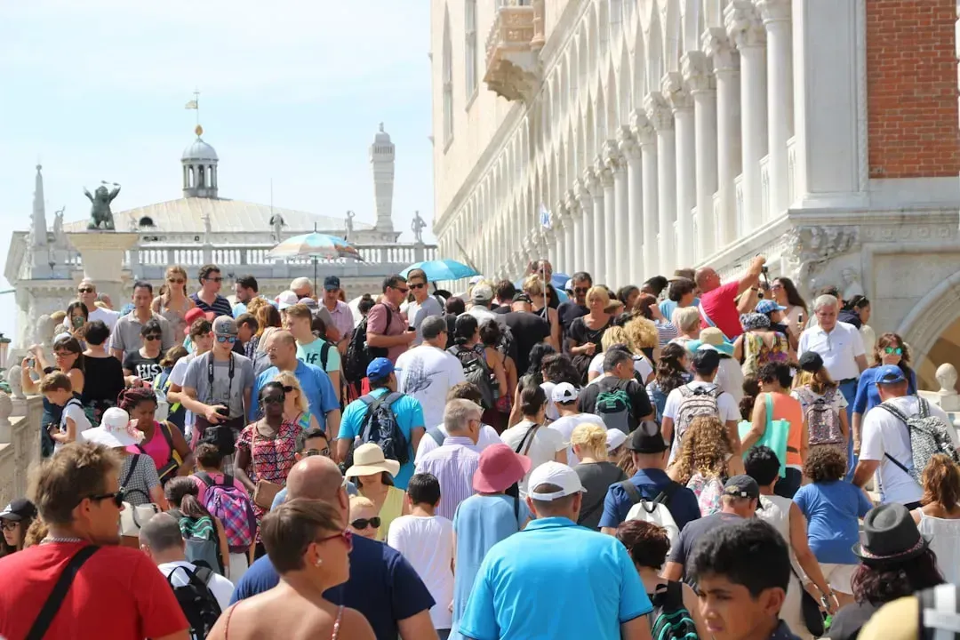 Overtourism Crowds Crush Once-Peaceful European Destinations (Image Credits: Unsplash)
