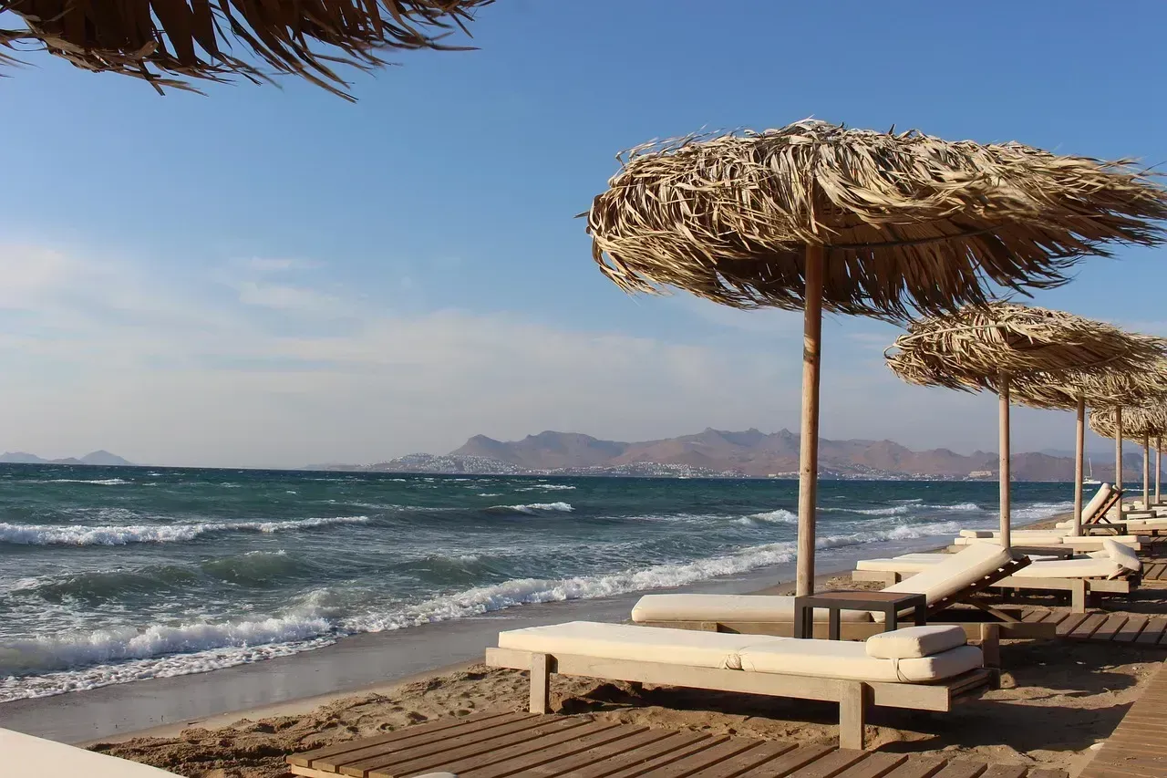Tourism Is Declining and Businesses Are Struggling (Image Credits: Pixabay)