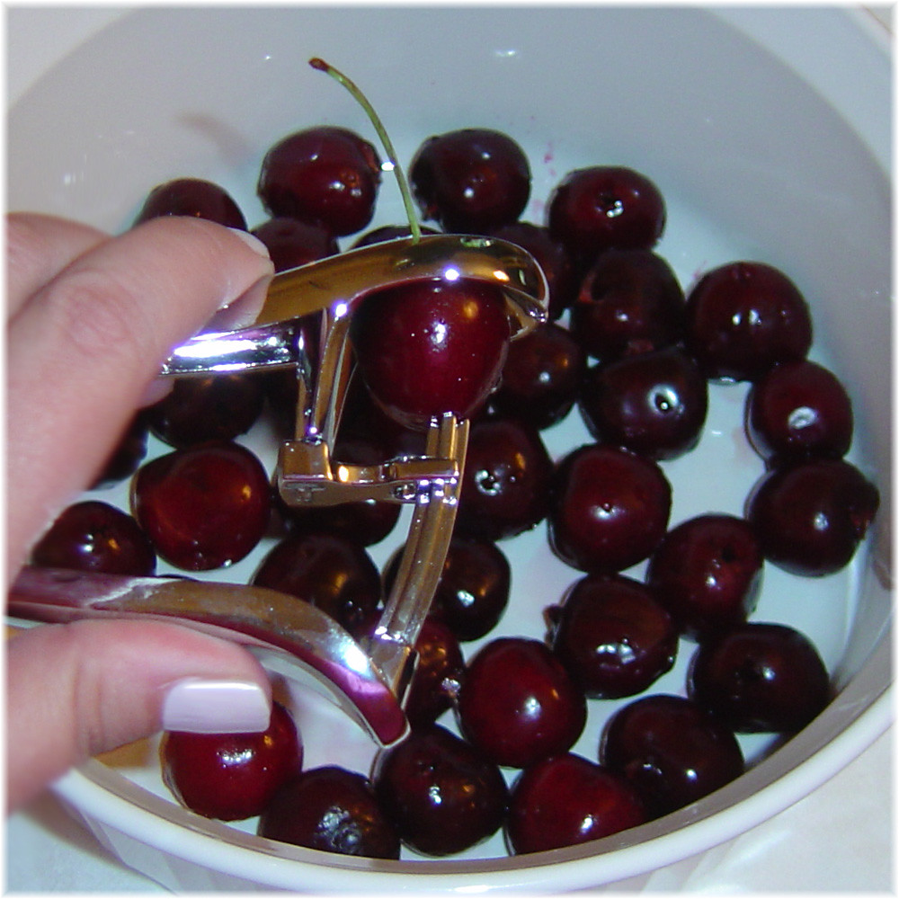 Cherry Pitters - Summer's Mechanical Marvel (Image Credits: Flickr)