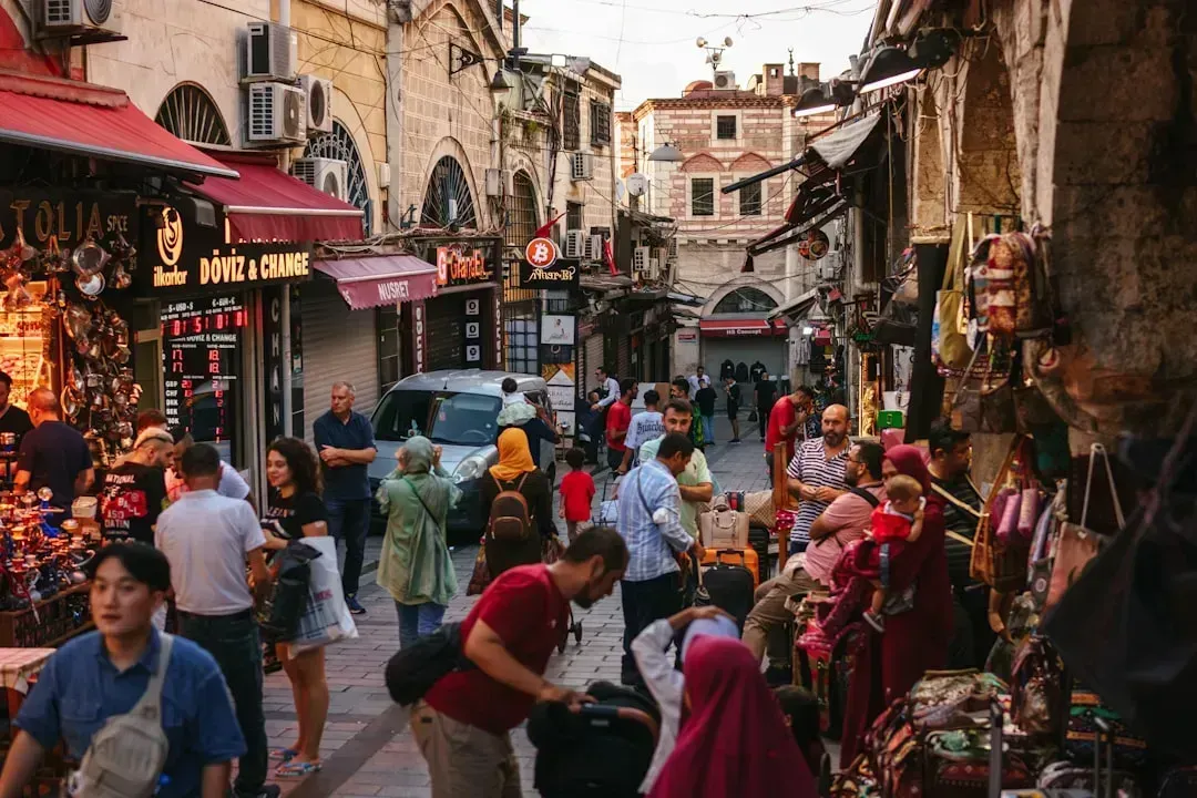 Grand Bazaar: Istanbul's Overwhelming Marketplace (Image Credits: Unsplash)