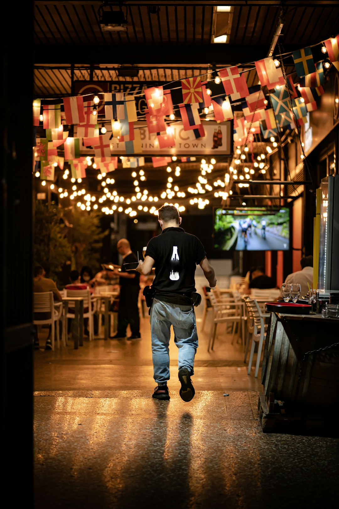 Capturing Market Share from All Competitors (Image Credits: Unsplash)