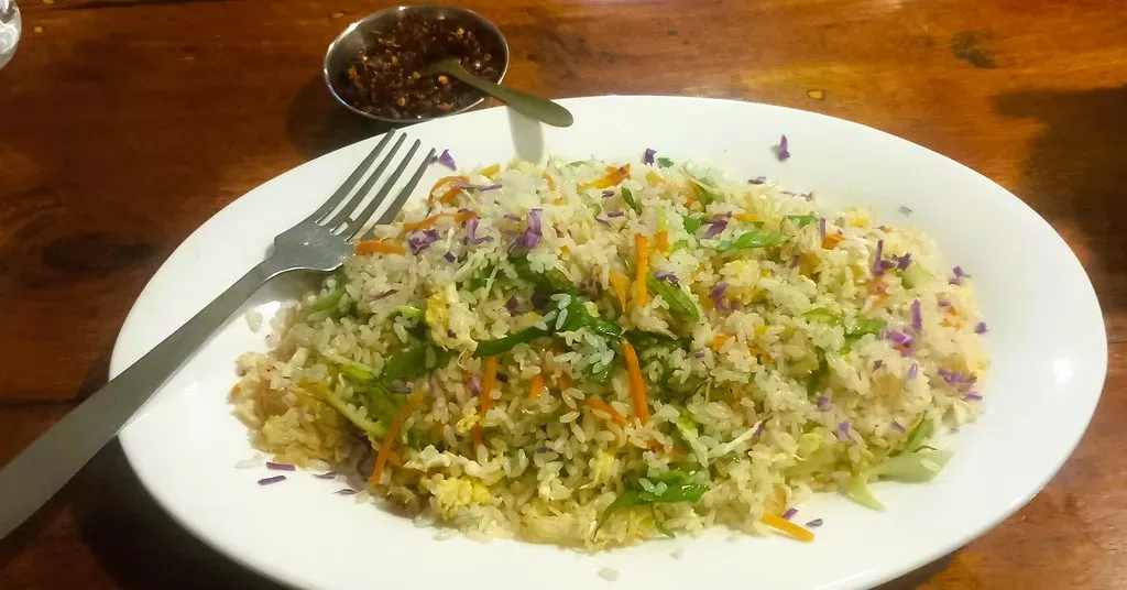 Chicken Fried Rice: Better Than Takeout, Made at Home (young shanahan, Flickr, CC BY 2.0)