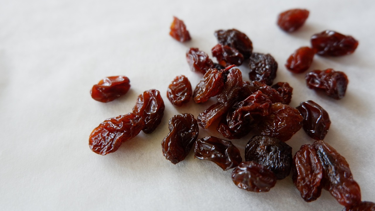 California Raisins – When Dried Fruit Became Pop Stars (Image Credits: Pixabay)