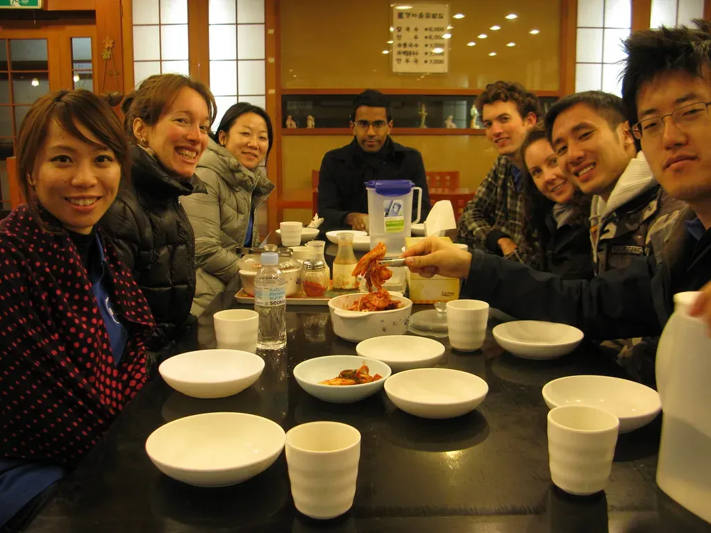 4. Who's in Charge at Your Table (Robert Thomson, Flickr, CC BY-SA 2.0)