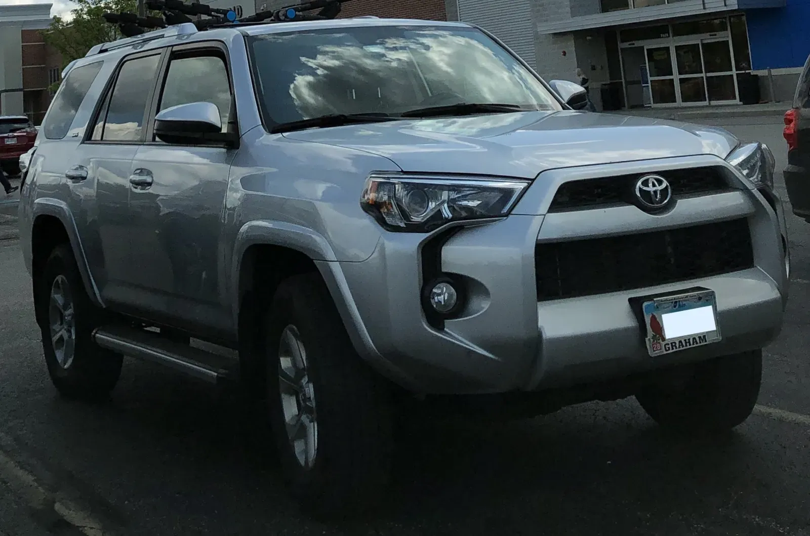 Toyota 4Runner (Image Credits: Wikimedia)