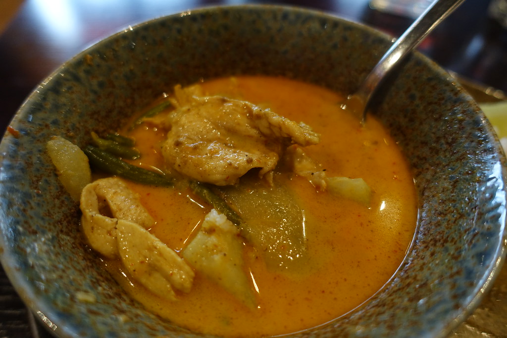 Thai Curry with Chicken (Image Credits: Flickr)