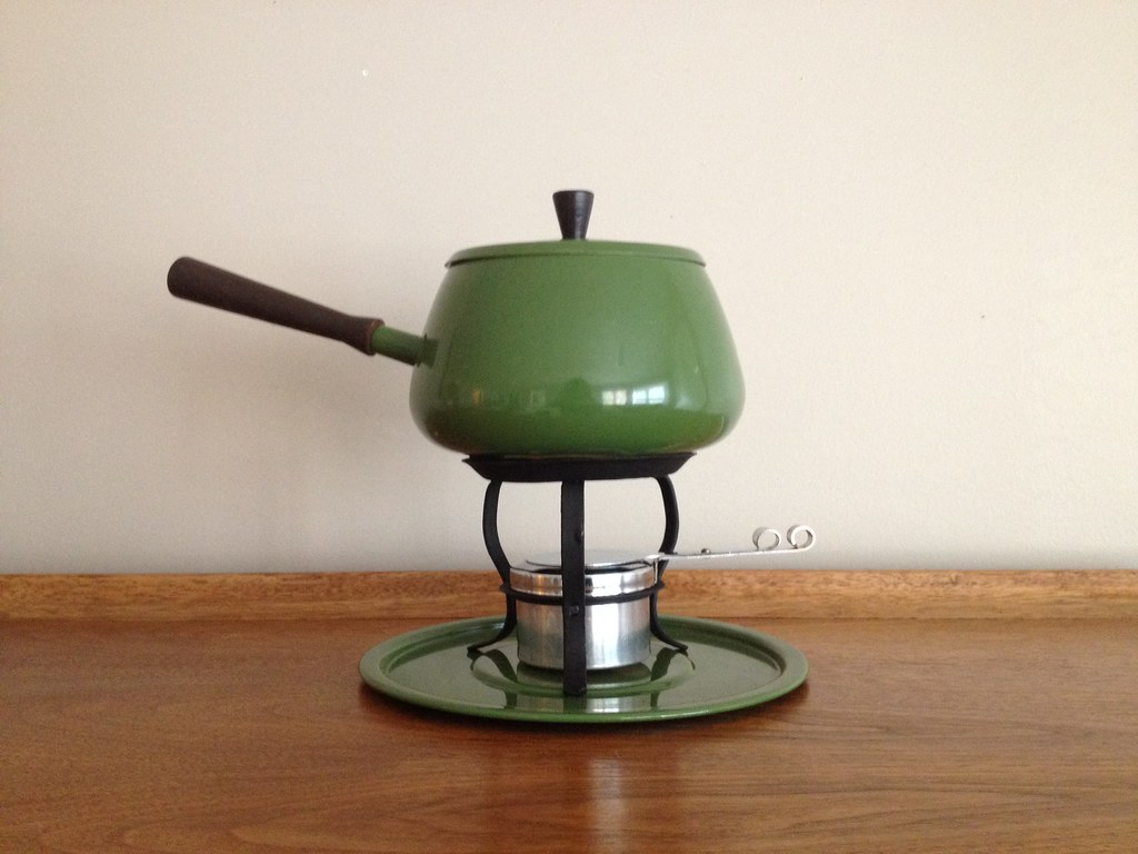 Fondue Sets - The Social Dining Revolution (Image Credits: Flickr)